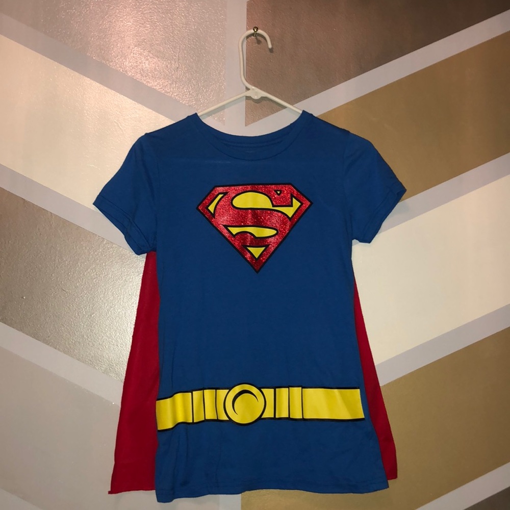 Cute Superwoman Shirt With Attachable Cape